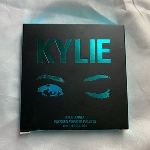 Kylie Cosmetics Blue Honey Eyeshadow Palette